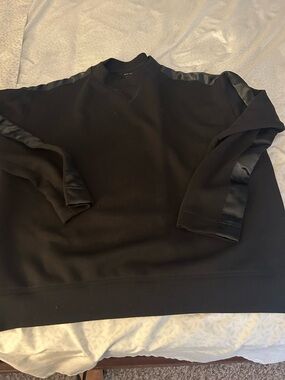 Women's Black Crewneck Sweatshirt with Satin Shoulder Stripes medium